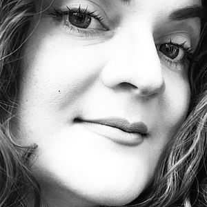 Meet your Posher, Eugenia